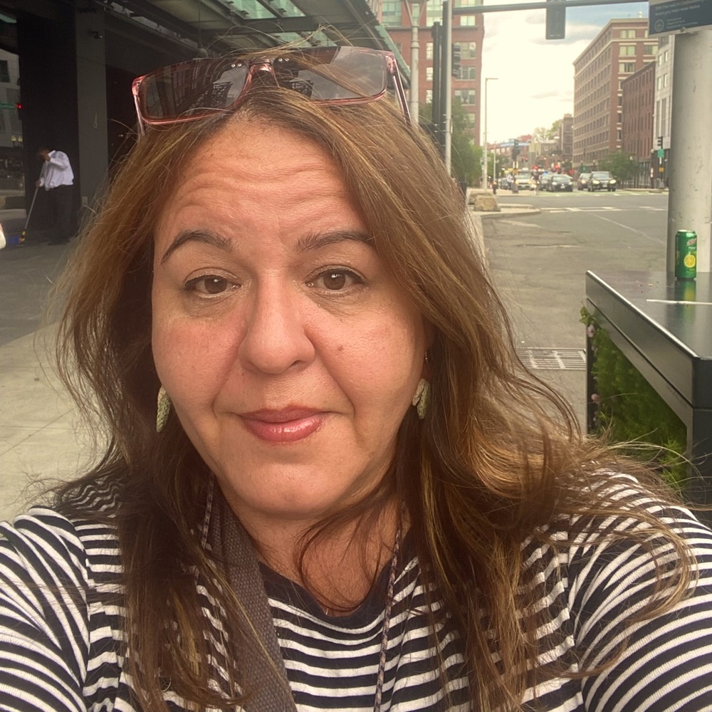 Meet your Posher, Alicia
